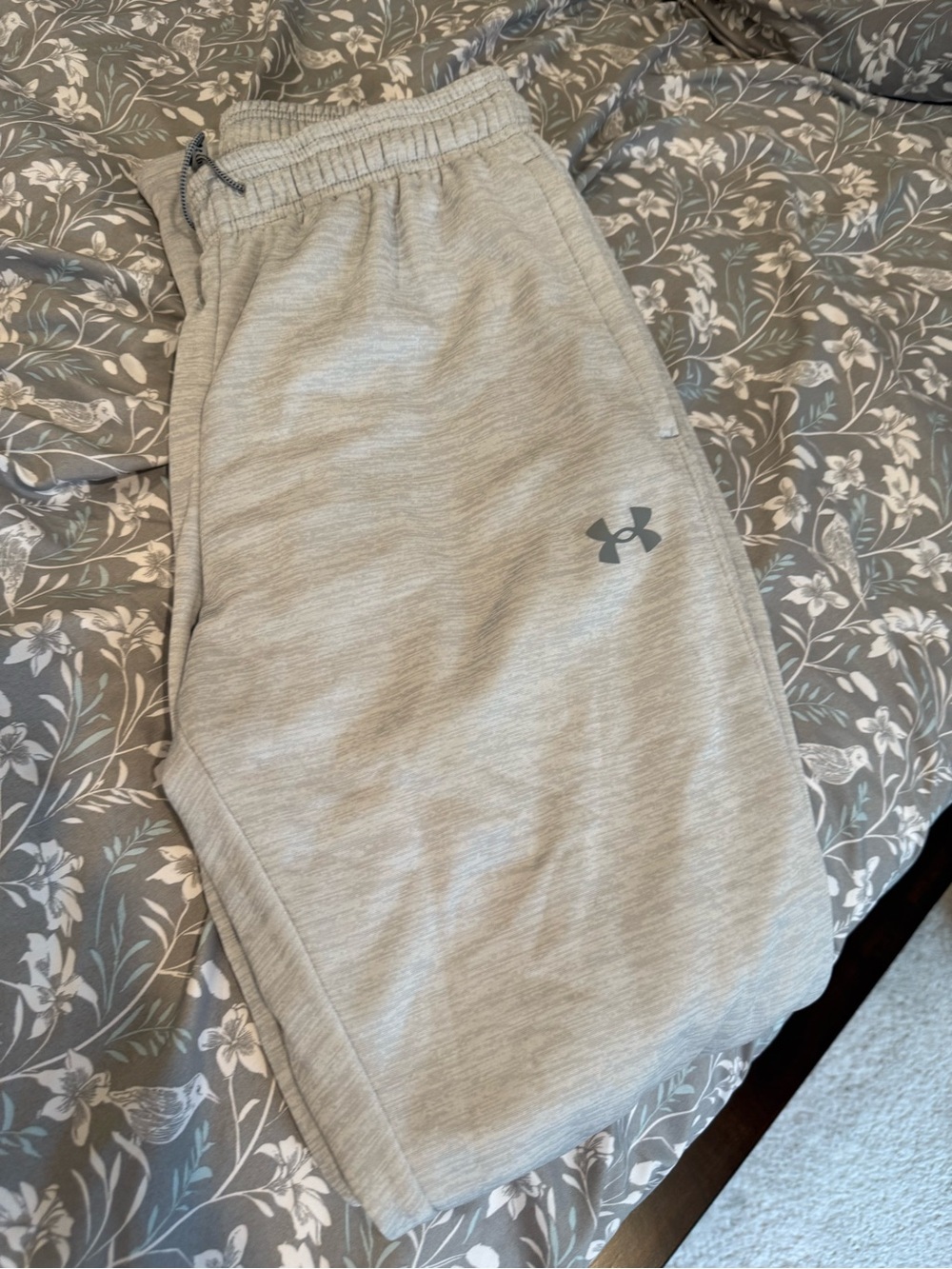 Under Armour Heather Gray Athletic Jogger Pants